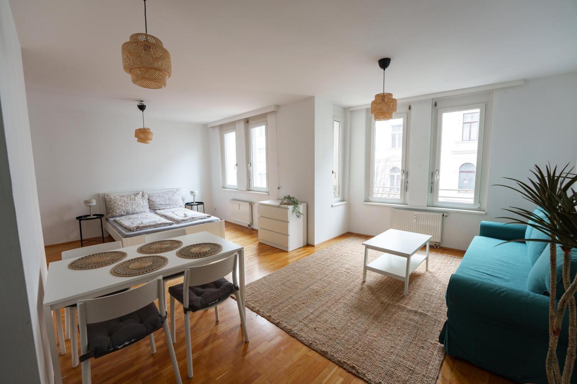 Apartment 1080 *
